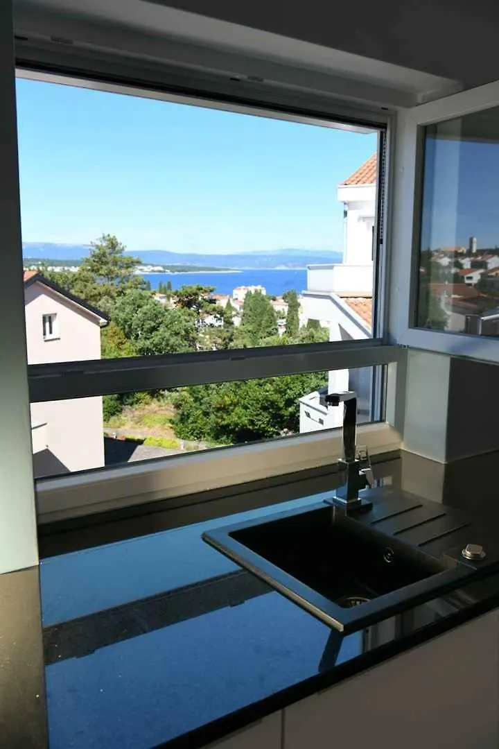 Apartment In Malinska - Insel Krk 53310